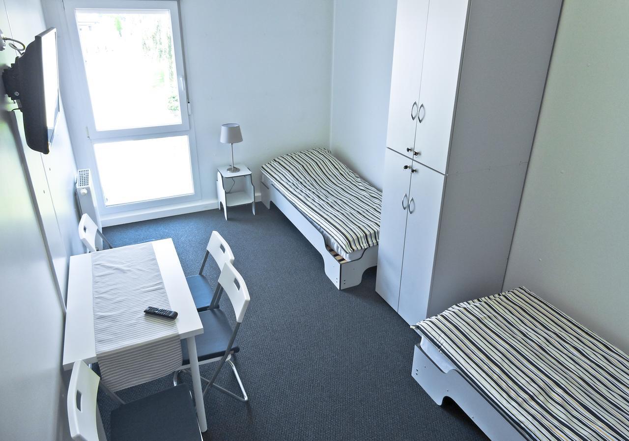 Hostel Września Extérieur photo